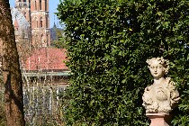 Statua allegorica./ PhotoSilvana Matozza