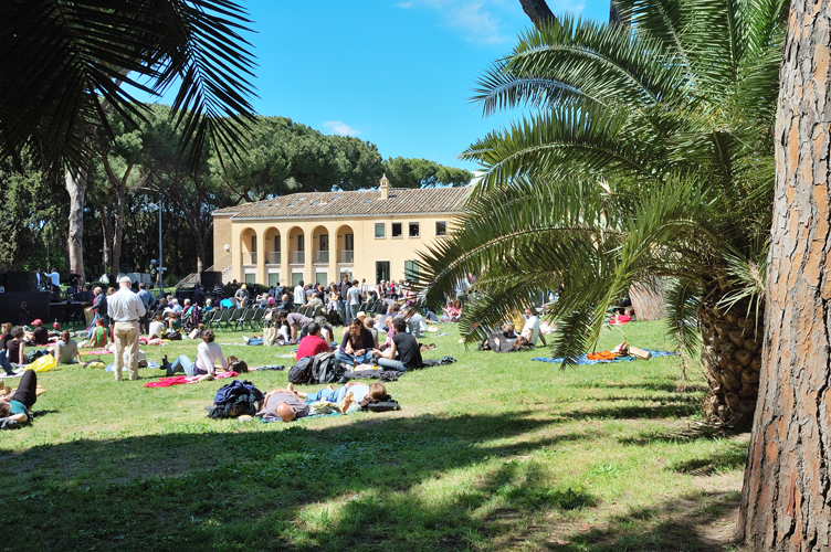 Una costruzione di Cesare Pascoletti, allievo di Marcello Piacentini. / PhotoSilvana Matozza, Guido Bonacci