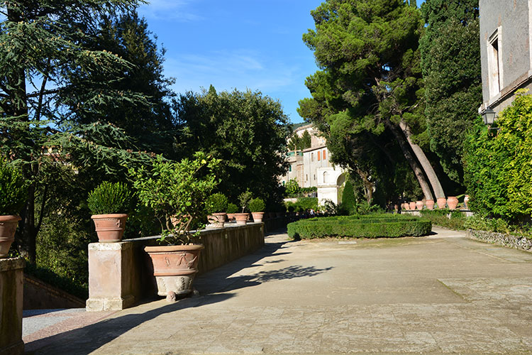 Il Vialone sottostante il Palazzo di Villa d'Este. /  PhotoSilvana Matozza, Guido Bonacci.