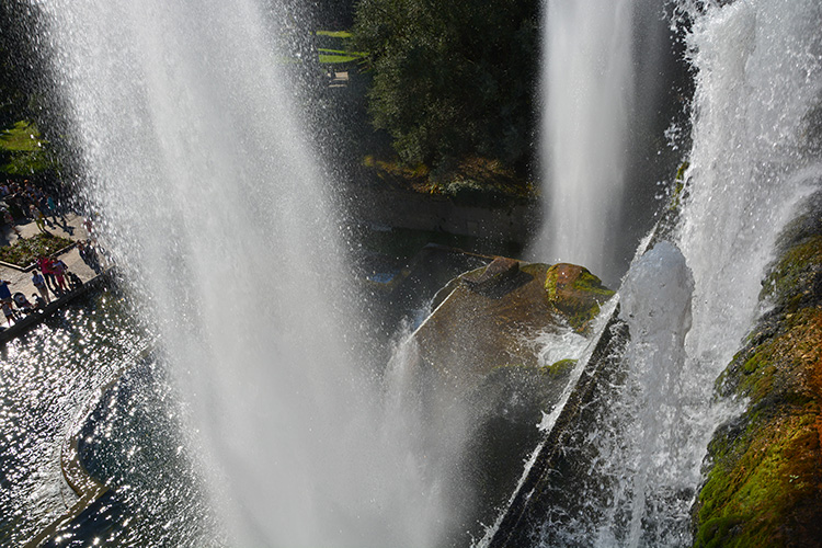 Fontana di Nettuno /  PhotoSilvana Matozza, Guido Bonacci.