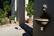 Giardino, con fontanella /  Photo©Silvana Matozza, Guido Bonacci.