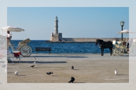 Walking in Chania. Creta. Faro, carrozzelle e piccioni nel Porto Veneziano / Geo photo gallery Impressioni Jazz