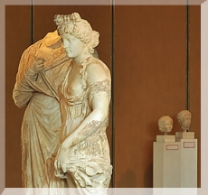 Aphrodite. Venus Generix. Archaeological Museum of Rethymno. Crete Island / La Geo Photo gallery di Impressioni jazz