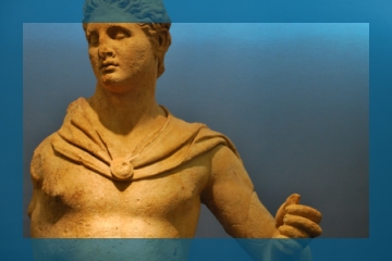 Bracciano: Castello Odescalchi, Lago e Museo civico. Mostra:"Il culto del dio Apollo a Vicarello" / geo Photogallery Impressioni Jazz