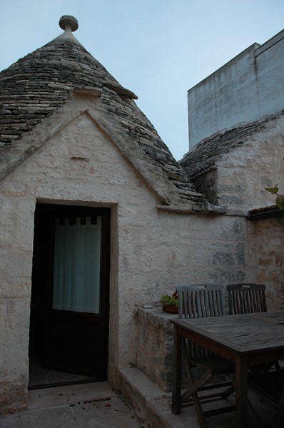 Trullo - residence. Alberobello. PhotoSilvana Matozza, Guido Bonacci