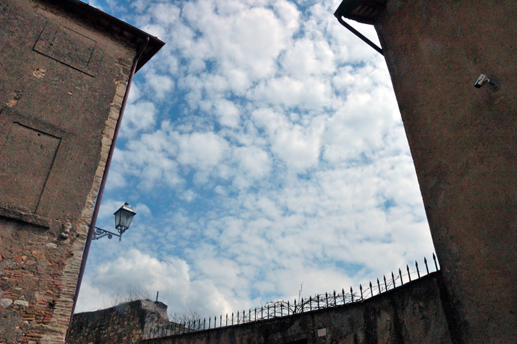 Amelia. Dentro le mura poligonali