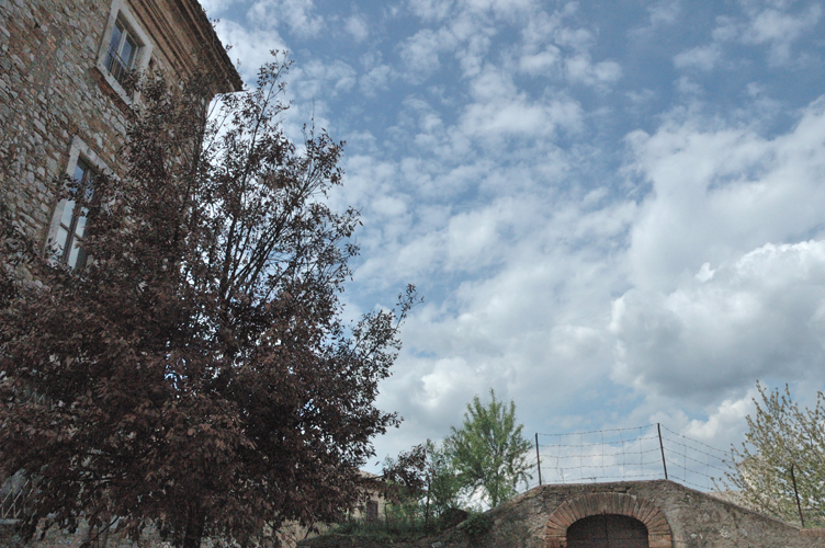 Nuvole nel cielo su Amelia / foto Impressioni Jazz