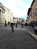 Assisi. Piazza del Comune.