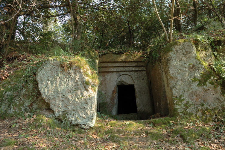 ../Images/Cerveteri_Etruscan_Necropolis.jpg