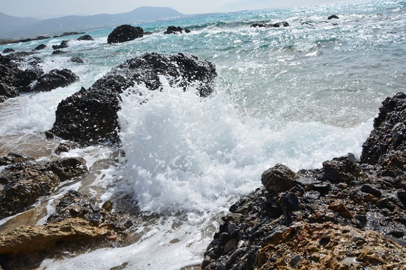 Falassarna. Onde spumeggianti. PhotoSilvana Matozza, Guido Bonacci 