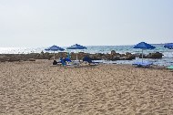 Falassarna beach. Lettini e ombrelloni. Photo©Silvana Matozza, Guido Bonacci