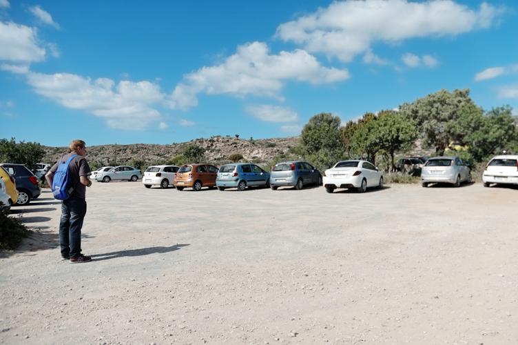 ../Images/Parcheggio_Elafonisi.Crete.Greece.jpg