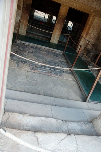 Pavimento del Corridoio Processionale.
