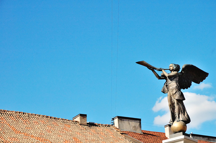 Angelo che suona il corno - Uzupis Angel - Lithuania