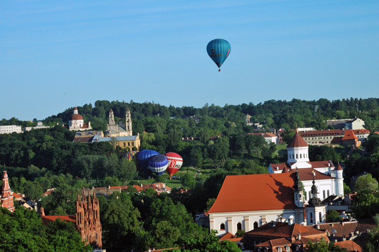 mongolfiere su Vilnius