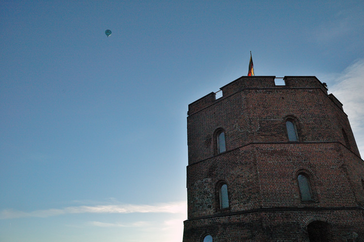 bandiera lituana sulla Torre di Gedeminas