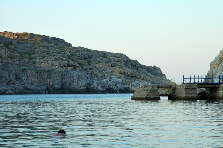 ../Images/Baia_di_Anthony_Quinn.Rhodes_Island.jpg