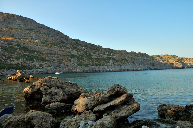 ../Images/Isola_dI_Rodi.Spiaggia_di_Ladiko.jpg