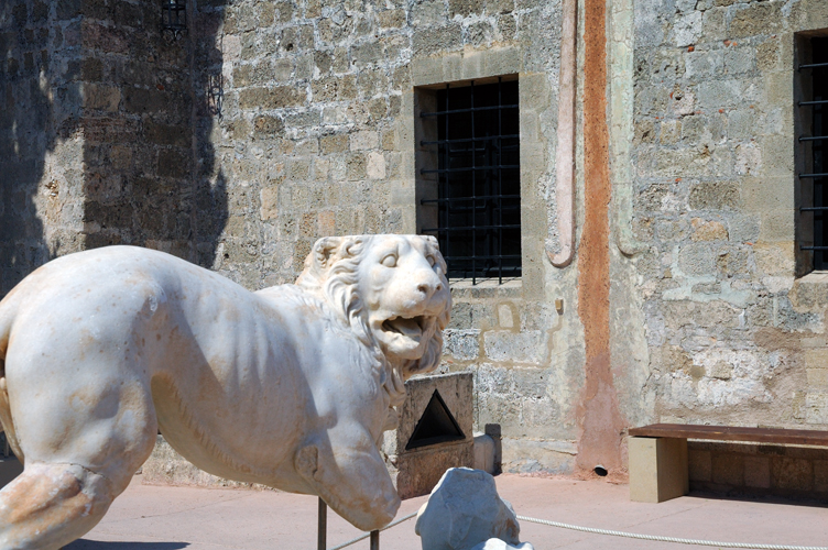 Lion. Archaeological Museum of Rhodes / Photo Impressioni Jazz