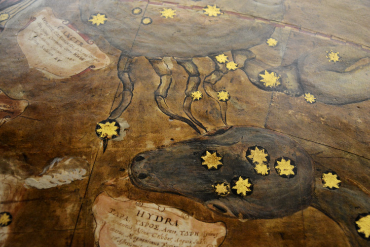 ../Images/Cancro.Disegno-costellazione.jpg
